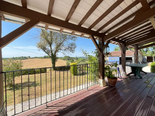 Maison 6 pièces 151 m²