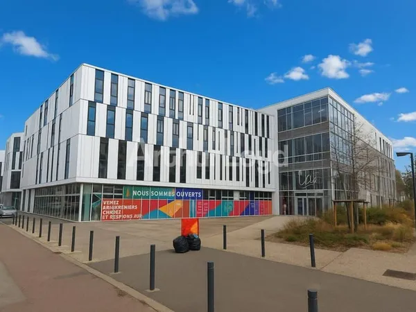 Bureaux 1200 m²