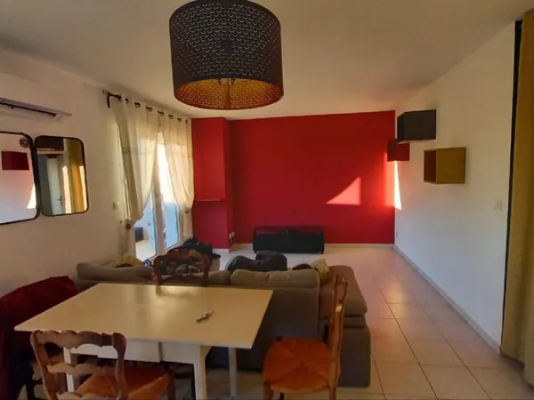 Appartement T2 duplex avec terrasses et parkings