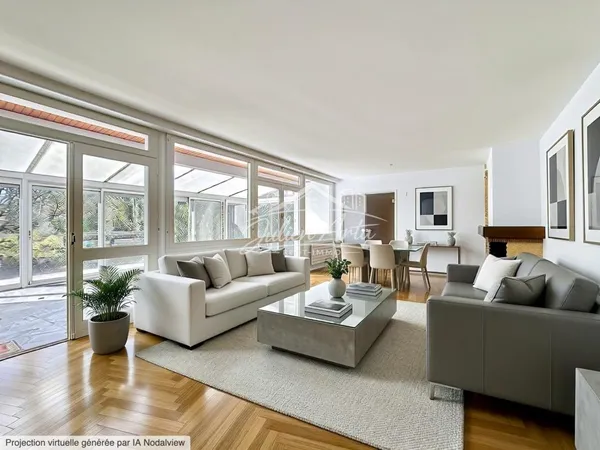 Vends villa - 194 m² - 10 pièces, 5 chambres - Basse-Goulaine 44115