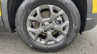 Jeep Avenger 1.2 Turbo T3 110ch MHEV Longitude BVR6 eHybrid — photo 12