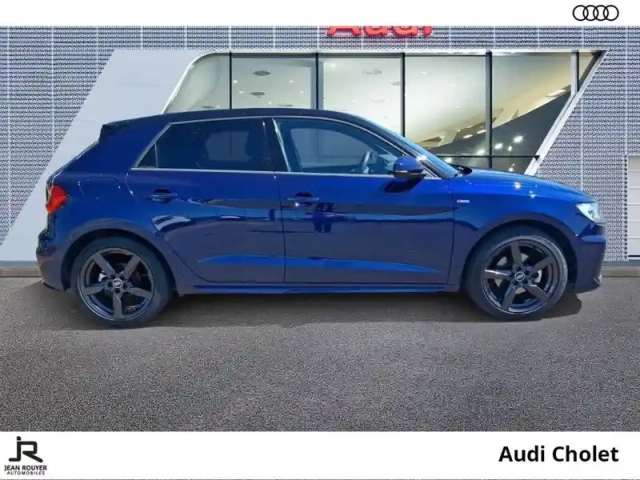 Audi A1 sportback 30 tfsi 116 ch s tronic 7 — photo 12