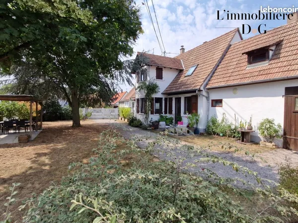 Maison 6 pièces 140 m²