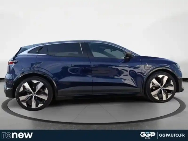Renault Megane e-tech electric ev60 220ch techno optimum charge — photo 6