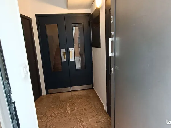 Immeuble de rapport 13 pièces 400 m²