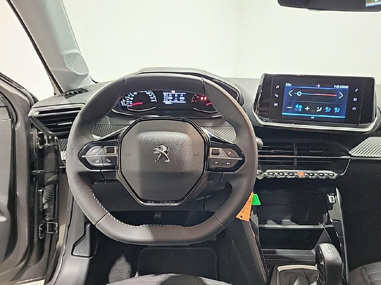Peugeot 208 puretech 75 s&s bvm5 style — photo 12