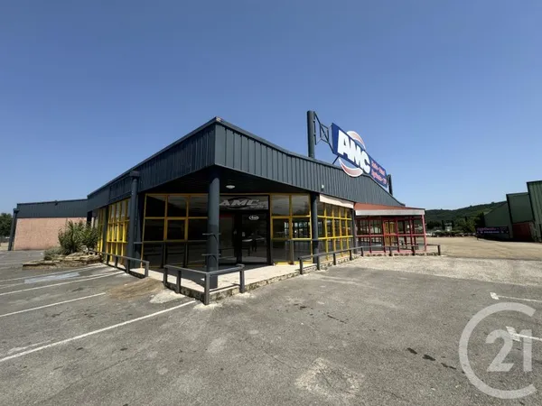 Local commercial 420 m²