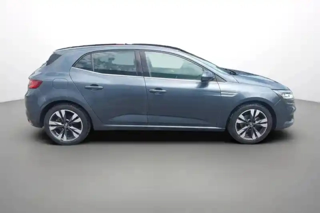 Renault Megane mégane iv berline tce 140 energy — photo 7