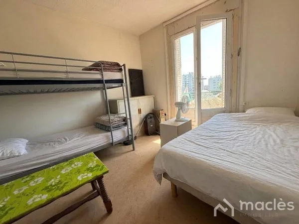 Studio 1 pièce 17 m²