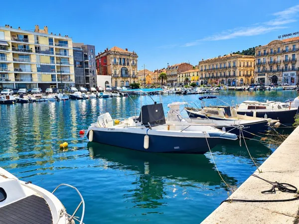 Appartement T2 à Sète, dans résidence avec ascenceur.