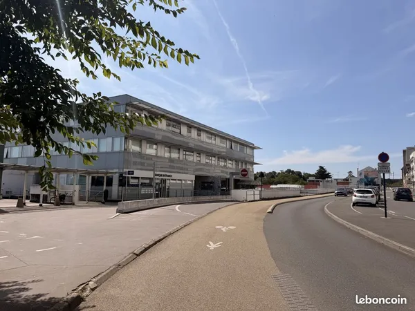 Bureaux 351 m² Saint-Brieuc