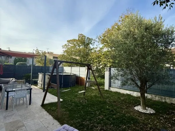 REZ-DE-JARDIN