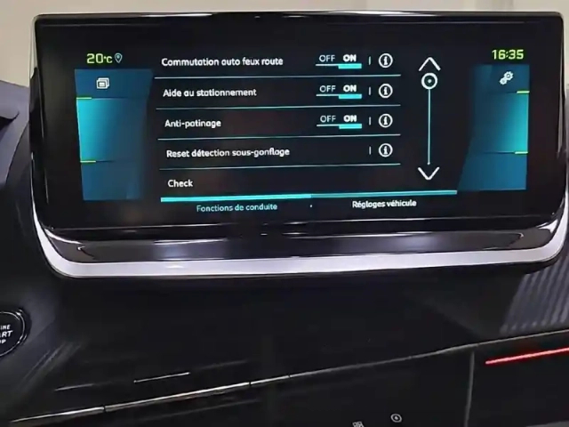 Peugeot 2008 electrique 136 ch — photo 46