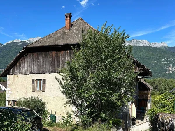 Maison 5 pièces 140 m²