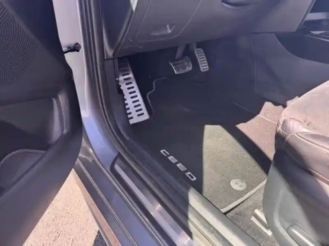 Kia Ceed pro 1.5 t-gdi 160ch gt line premium dct7 — photo 11