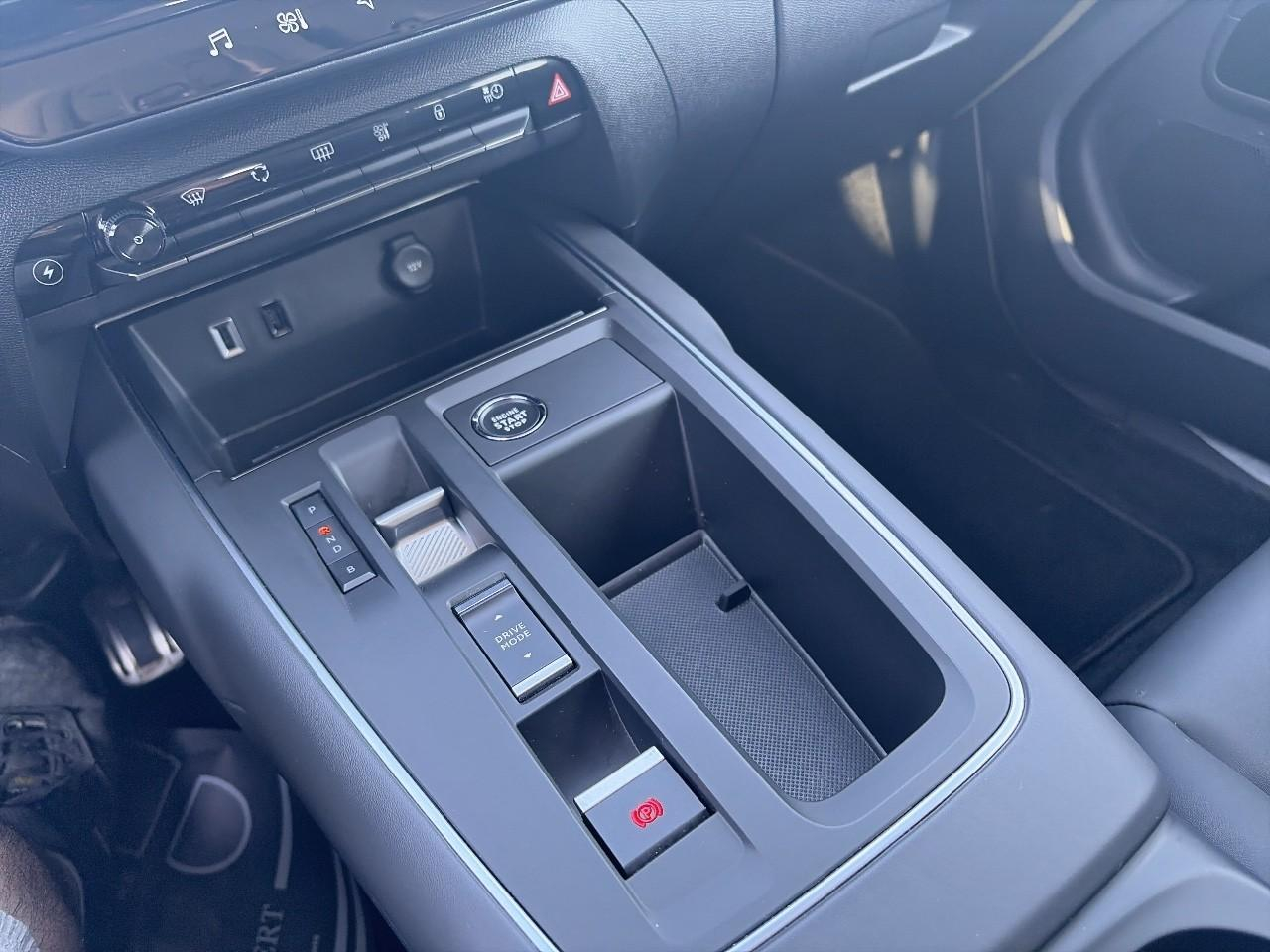 Citroën C5 Aircross hybrid rechargeable 180ch shine e-eat8 — photo 19