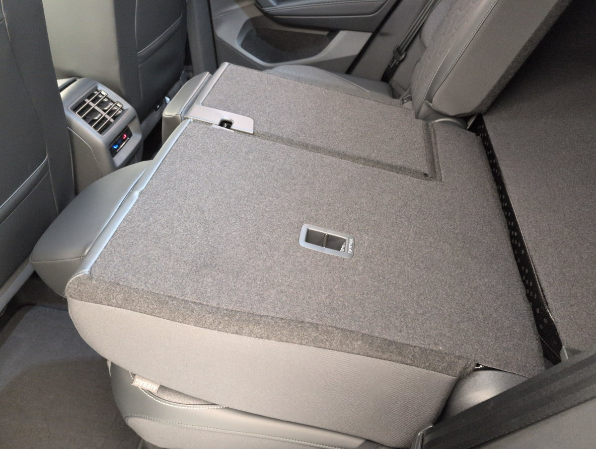 Volkswagen Tiguan — photo 24