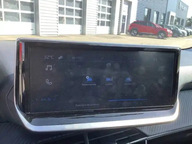 Peugeot 208 puretech 75 s&amp;s bvm5 — photo 23