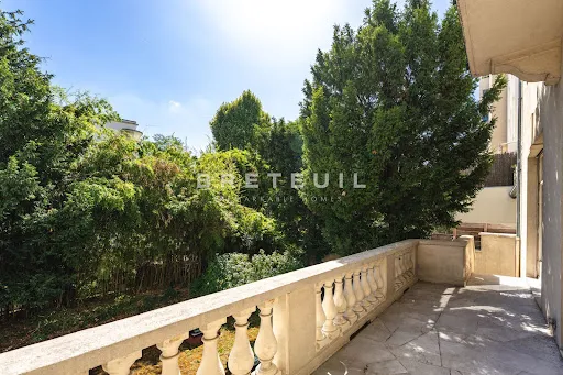 Appartement 7 pièces 187 m²