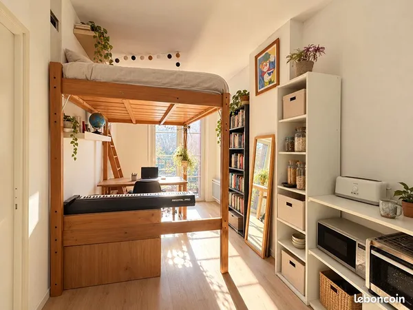 Studio 1 pièce 17 m²