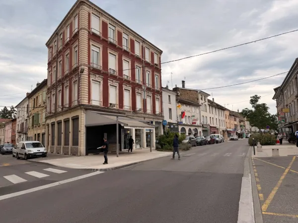 Local commercial 4 pièces 75 m²