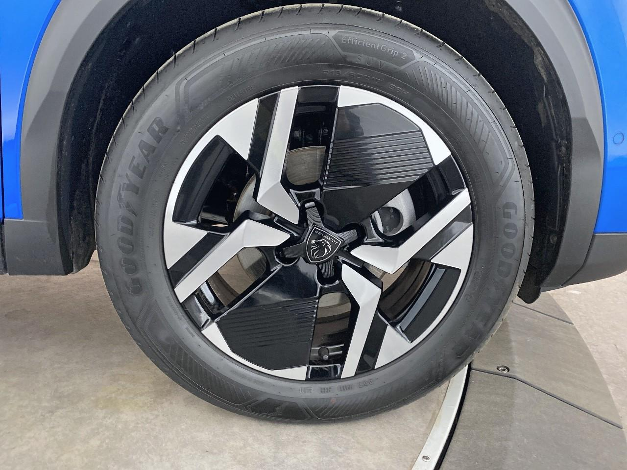 Peugeot 2008 100 s&s bvm6 allure — photo 11