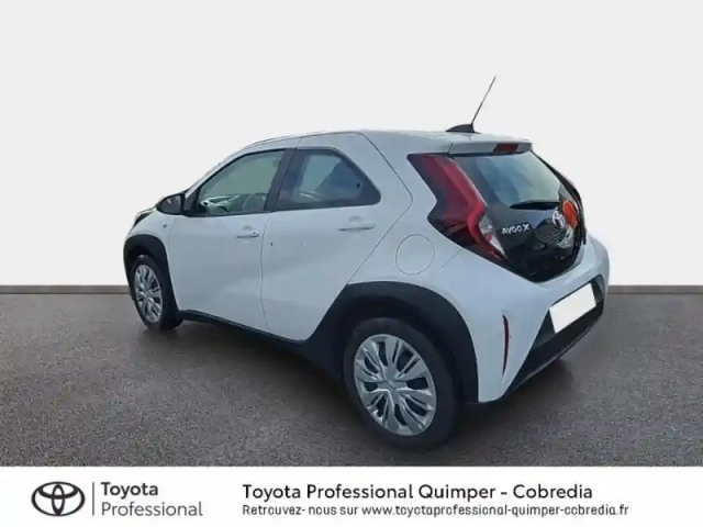 Toyota Aygo X 1.0 vvt-i 72ch dynamic my23 — photo 2