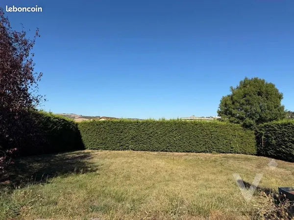 Terrain 800 m² Saint-Priest-en-Jarez