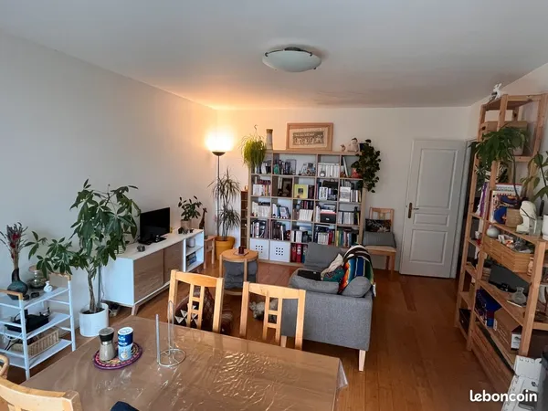 Recherche coloc - T3 Bécon-les-Bruyères