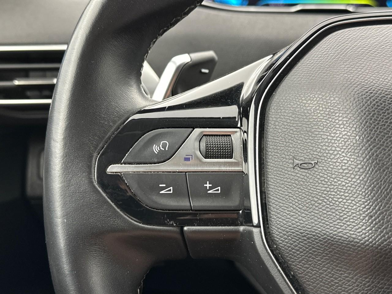 Peugeot 3008 hybrid 225 e-eat8 allure pack — photo 20