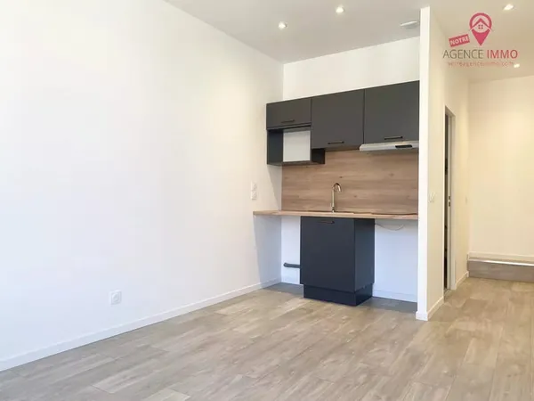 Studio de 21m² refait à neuf Vénissieux Moulin à vent