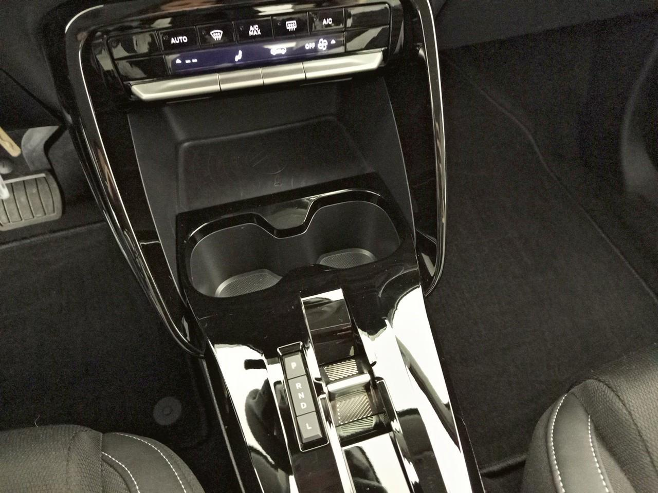 Citroën C3 Aircross hybride 145 ch aut max — photo 17