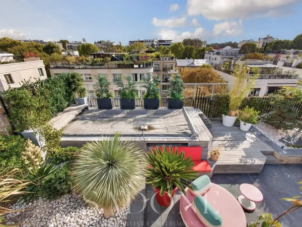 Appartement Neuilly Sur Seine 8 pièce(s) 259.55 m2