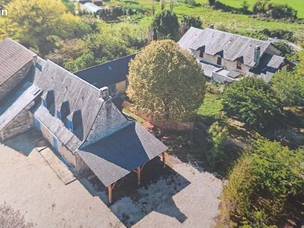 Ferme 22 pièces 453 m²