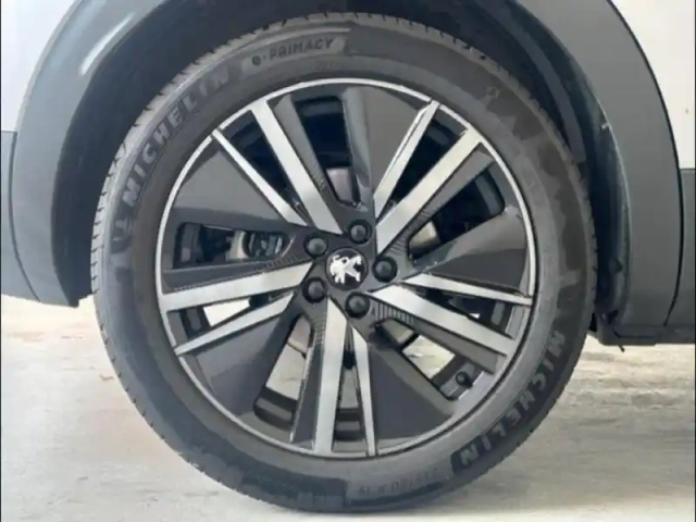 Peugeot 3008 plug-in hybrid 225ch gt e-eat8 — photo 5
