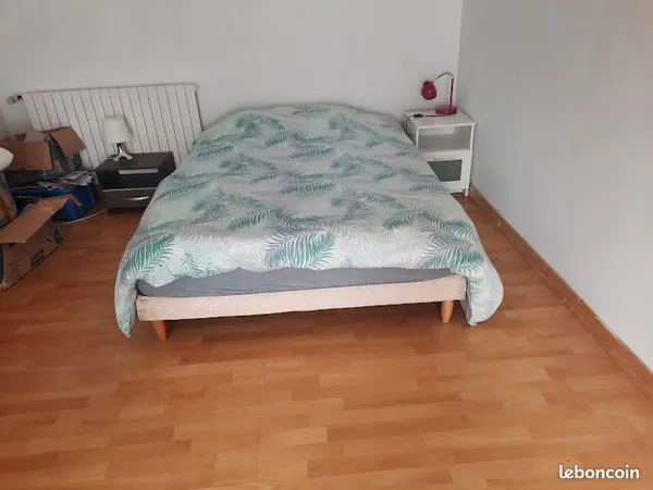 Chambre face à l'hôpital
