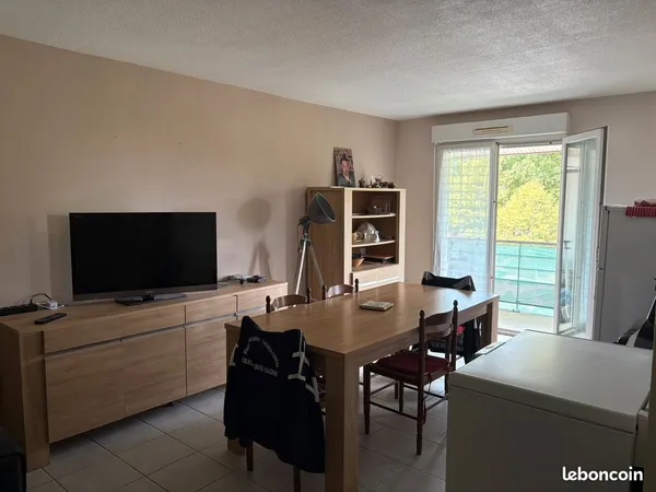 Appartement T2 avec balcon et parking