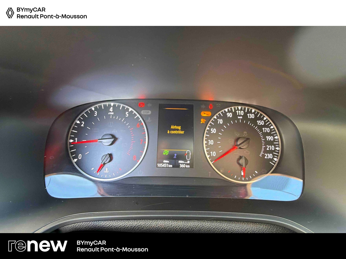 Renault Mégane IV Berline TCe 115 FAP — photo 18