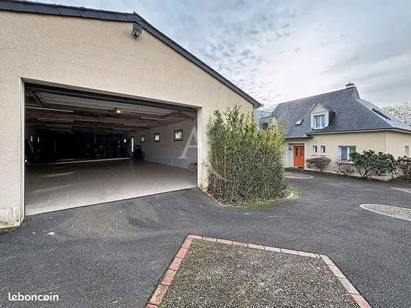 Maison 7 pièces 180 m²