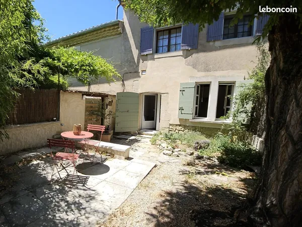 Studio au calme avec jardin