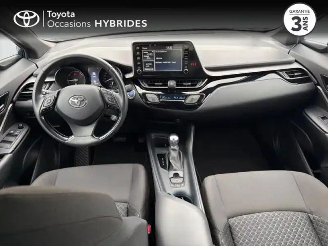 Toyota C-Hr 1.8 hybride 122ch dynamic e-cvt — photo 8