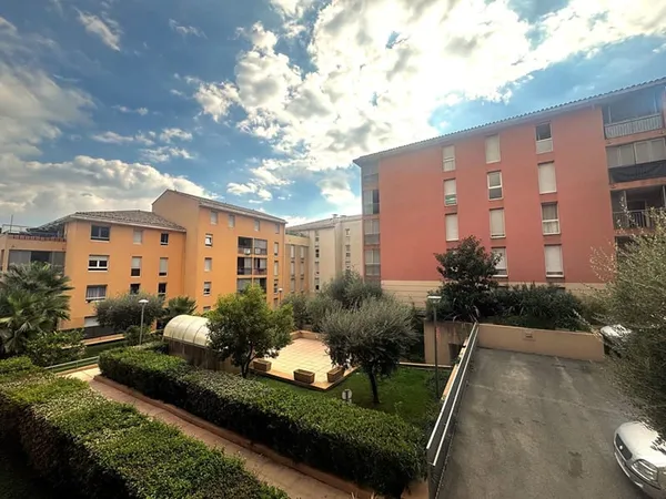 Appartement Grasse 3 pièces rénové avec Garage