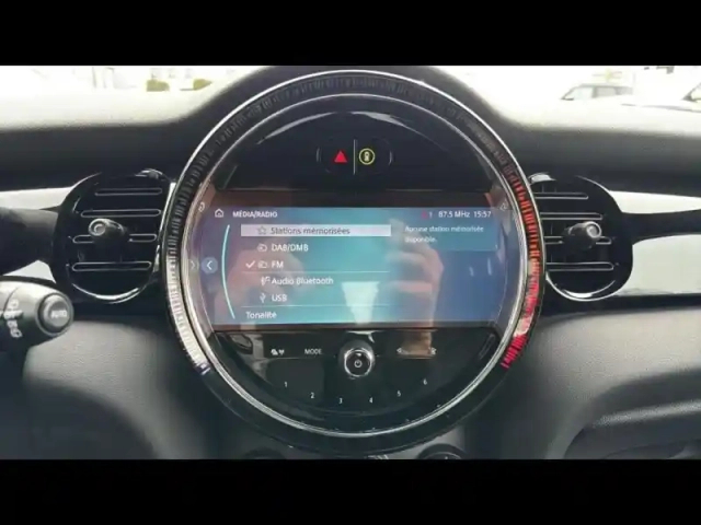 Mini Mini 5 portes cooper 136ch edition premium bva7 — photo 15