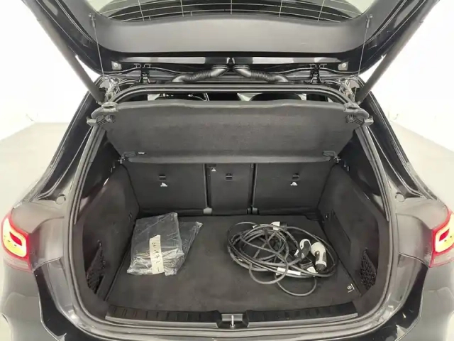 Mercedes Gla 250 e 8g-dct — photo 14