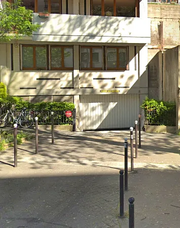Loue place de parking, rue du Transvaal, Paris 20ème