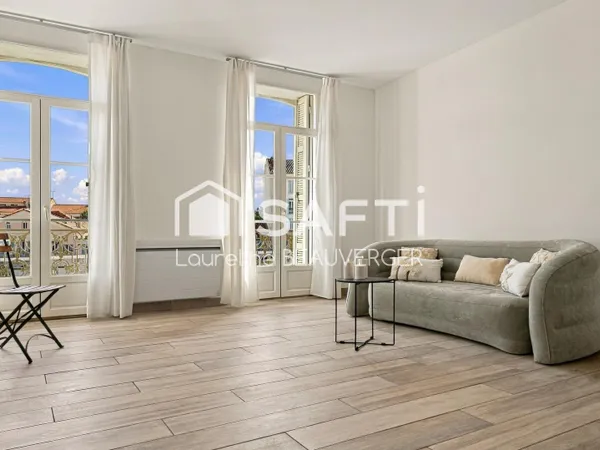 Appartement rénové plein centre ville