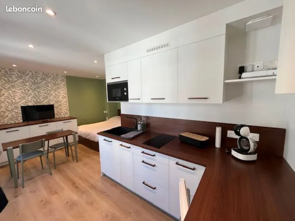 Studio 1 pièce 23 m²