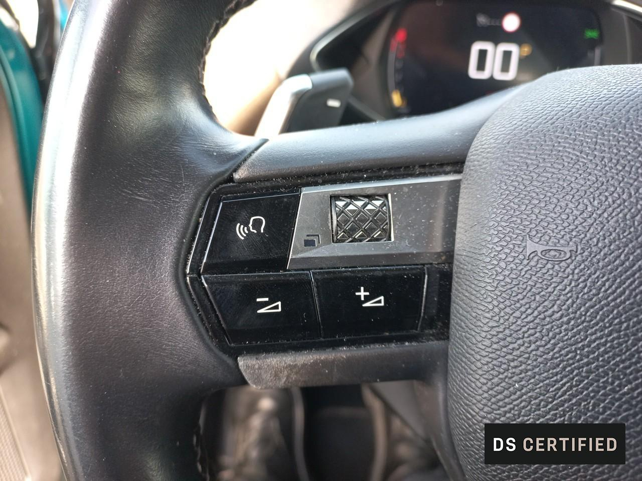 Ds Ds 3 crossback bluehdi 130 s&s eat8 business — photo 9