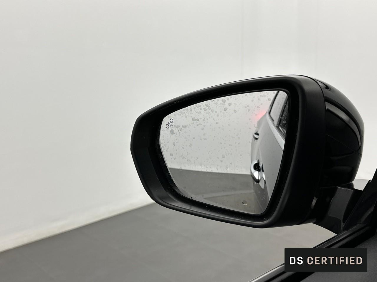 Ds Ds 7 crossback crossback hybride e-tense 300 eat8 4x4 performance — photo 33