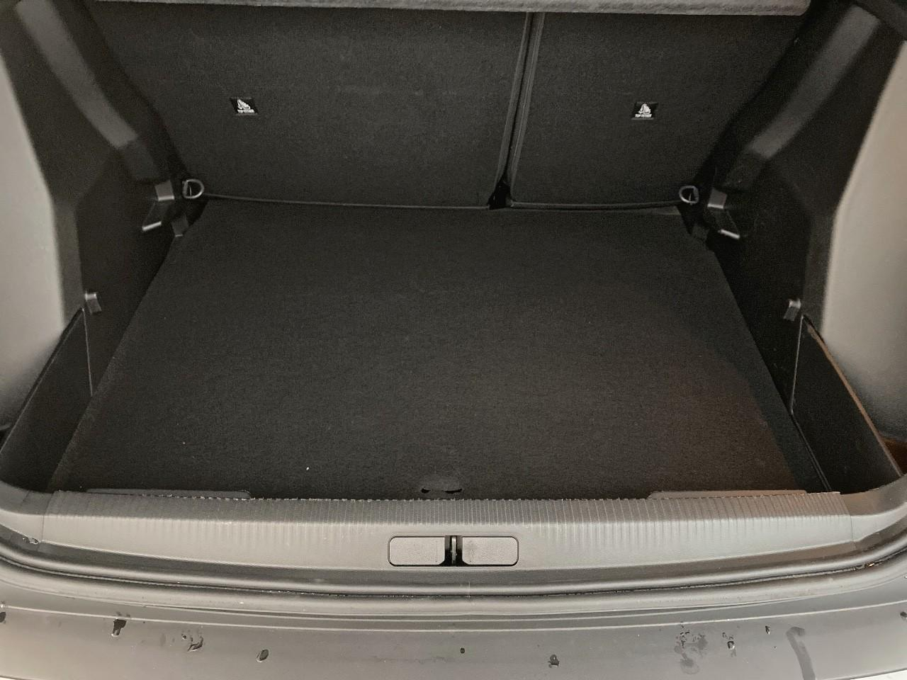 Peugeot 2008 hybrid 145 ch e-dcs6 allure — photo 6